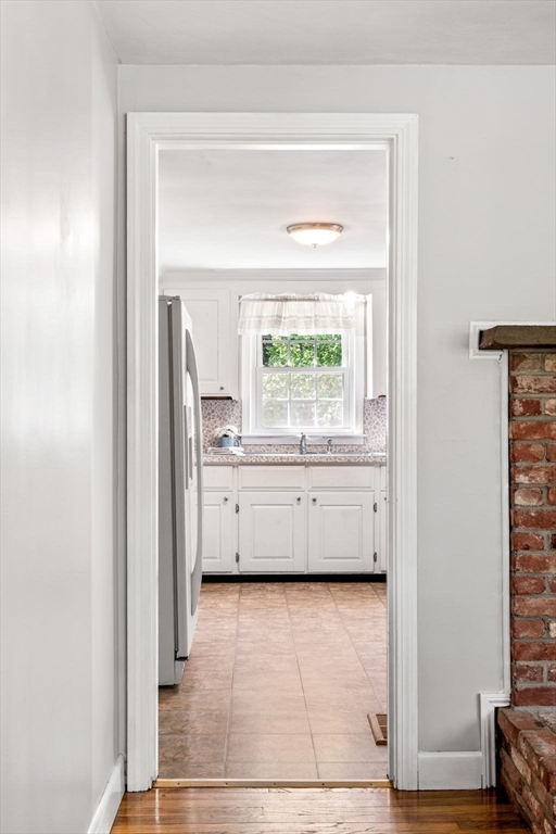 28 Ballardvale Road Andover, MA 01810 - Photo 11 of 33