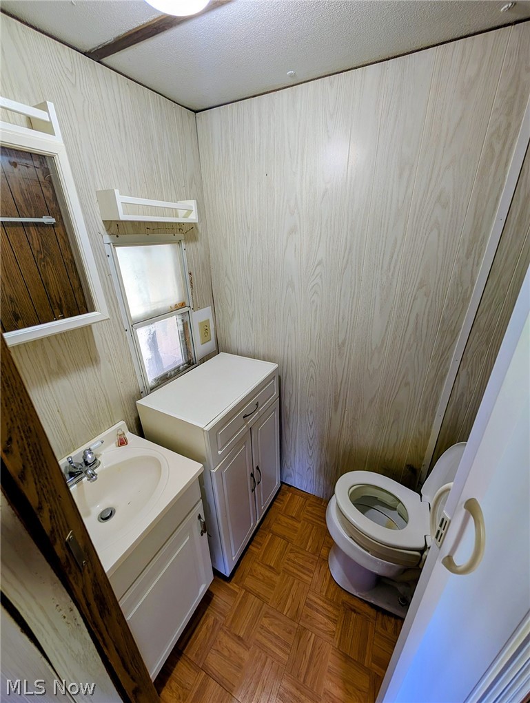 3102 Canton Road Northwest Carrollton, OH 44615 - Photo 23 of 35