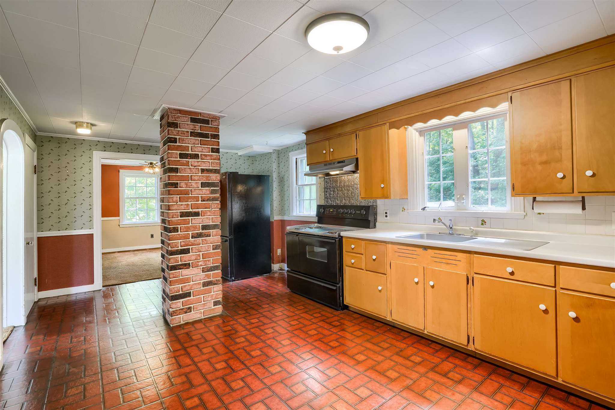 41 Piscassic Road Newfields, NH 03856 - Photo 13 of 36