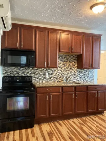 $875 | 76 Tracy Street, Unit 4, Buffalo, NY 14201