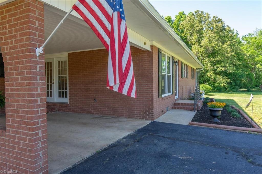 855 North County Home Road Lexington, NC 27292 - Photo 3 of 30 Gallery Image 3