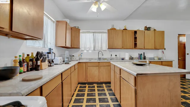 $649,000 | 1071 59th Street, Oakland, CA 94608