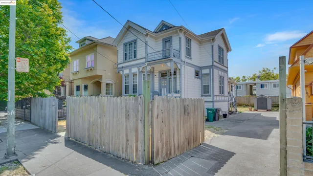 $649,000 | 1071 59th Street, Oakland, CA 94608
