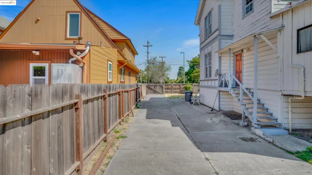 $649,000 | 1071 59th Street, Oakland, CA 94608