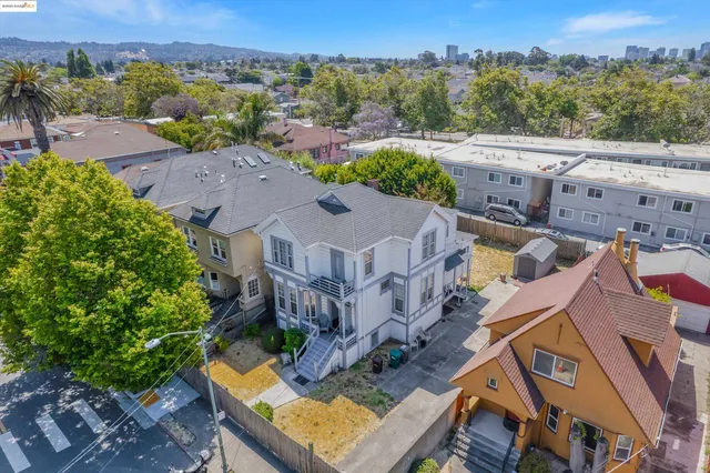 $649,000 | 1071 59th Street, Oakland, CA 94608
