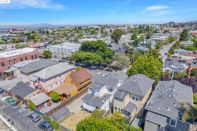 $649,000 | 1071 59th Street, Oakland, CA 94608