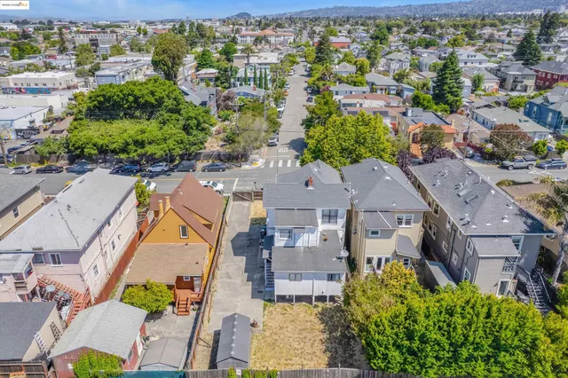 $649,000 | 1071 59th Street, Oakland, CA 94608