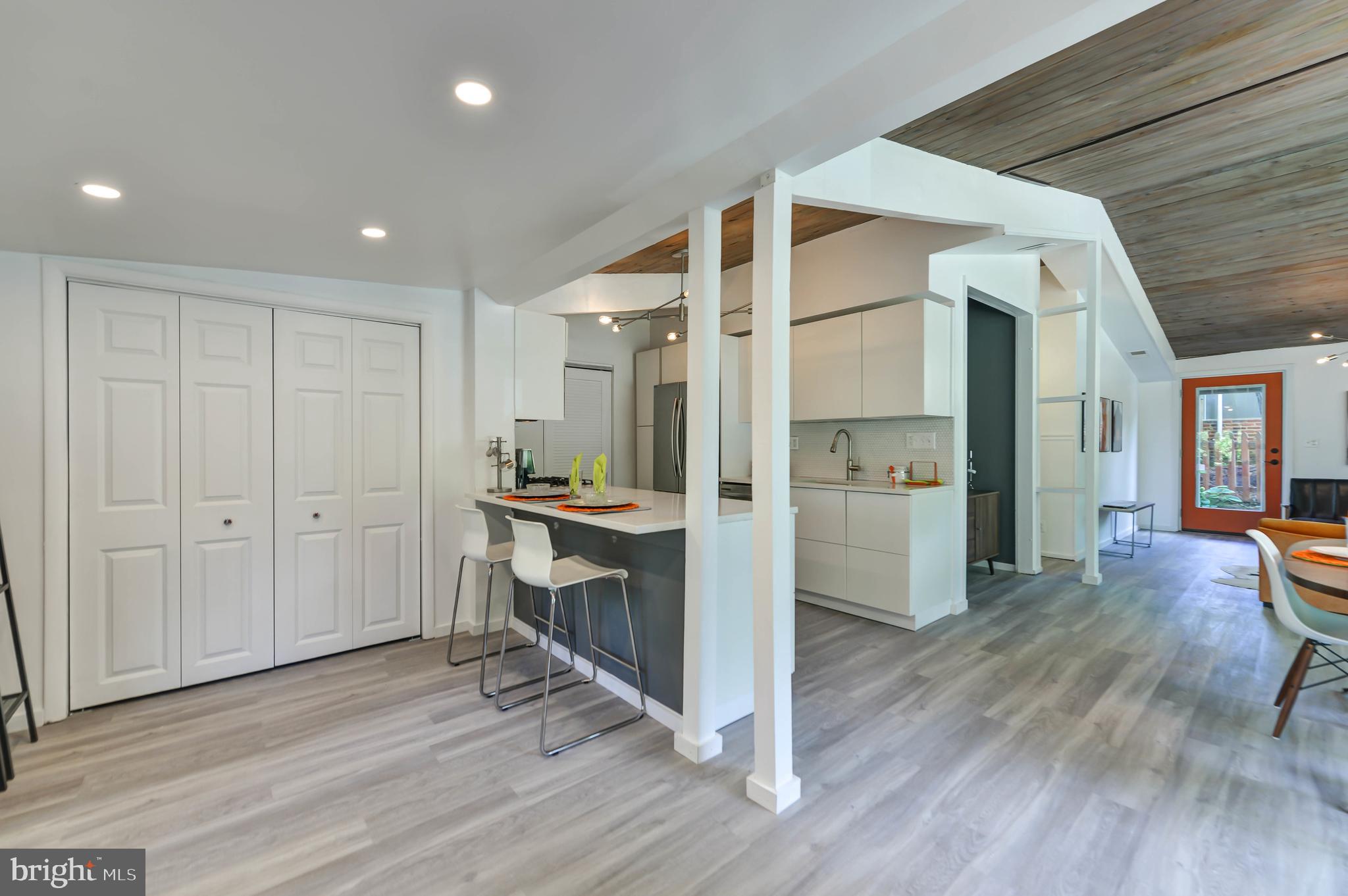 2619 Henderson Avenue Silver Spring, MD 20902 - Photo 8 of 37