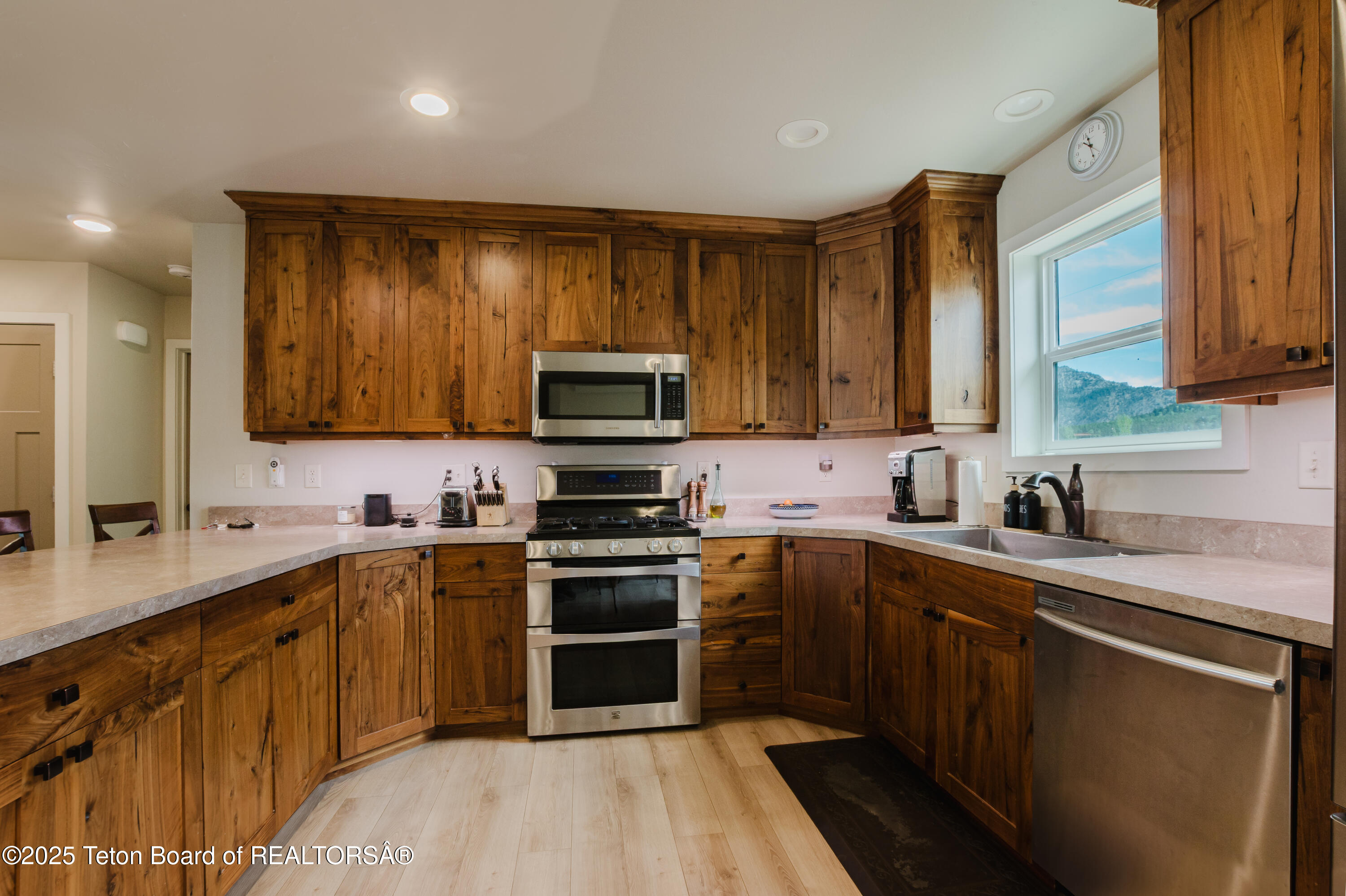 222 River Bench Road Alpine, WY 83128 - Photo 4 of 28 kitchen 2
