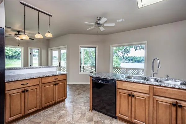 $2,375,000 | 94 Arend Drive, Gainesville, TX 76240
