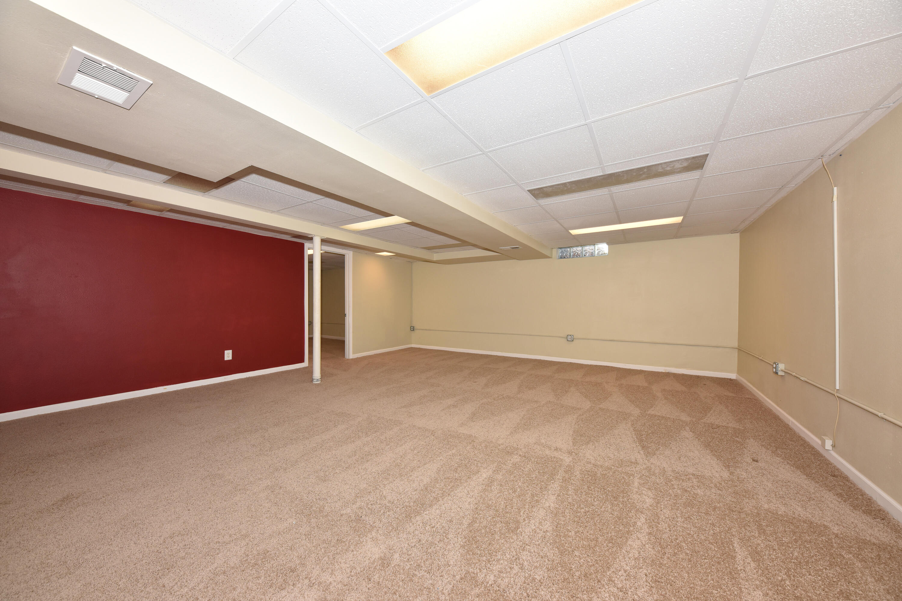 5669 South 24th Street Milwaukee, WI 53221 - Photo 22 of 33 Rec Room