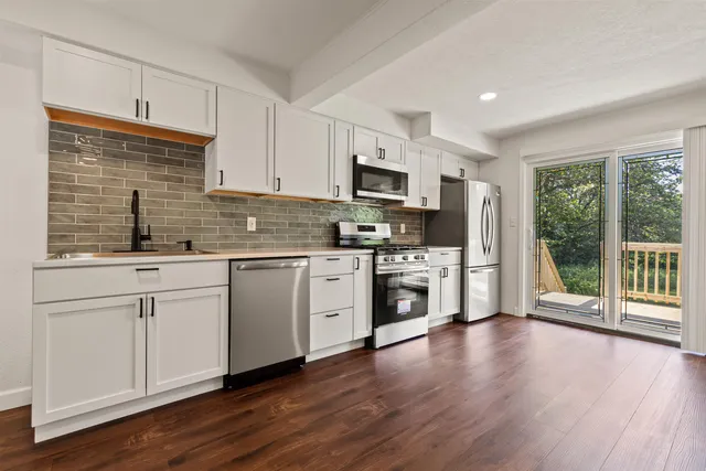 $285,000 | 7330 Olde Creek Road, Rockford, IL 61114