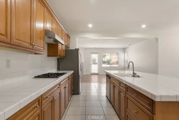 $699,900 | 182 Monument Parkway, Perris, CA 92570