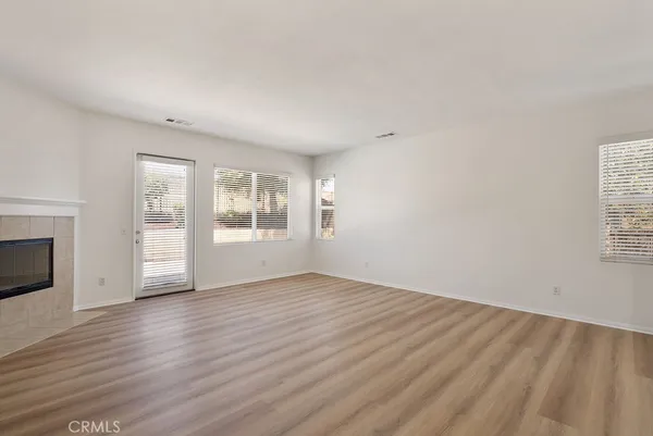 $699,900 | 182 Monument Parkway, Perris, CA 92570