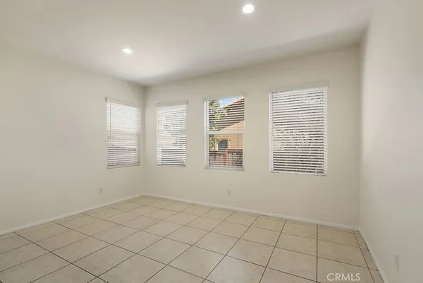 $699,900 | 182 Monument Parkway, Perris, CA 92570