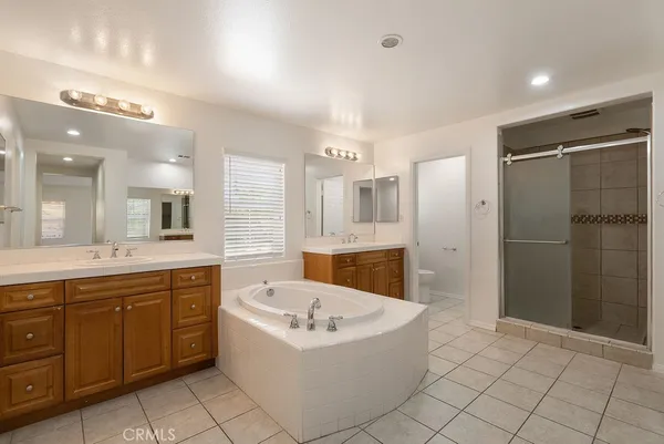 $699,900 | 182 Monument Parkway, Perris, CA 92570