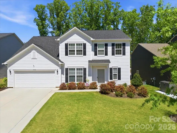 $825,000 | 11432 Oakhampton Way, Matthews, NC 28105