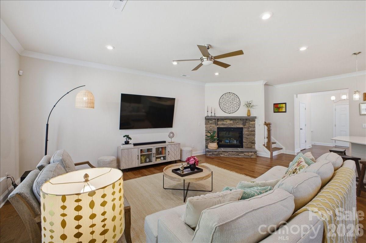 11432 Oakhampton Way Matthews, NC 28105 - Photo 9 of 44