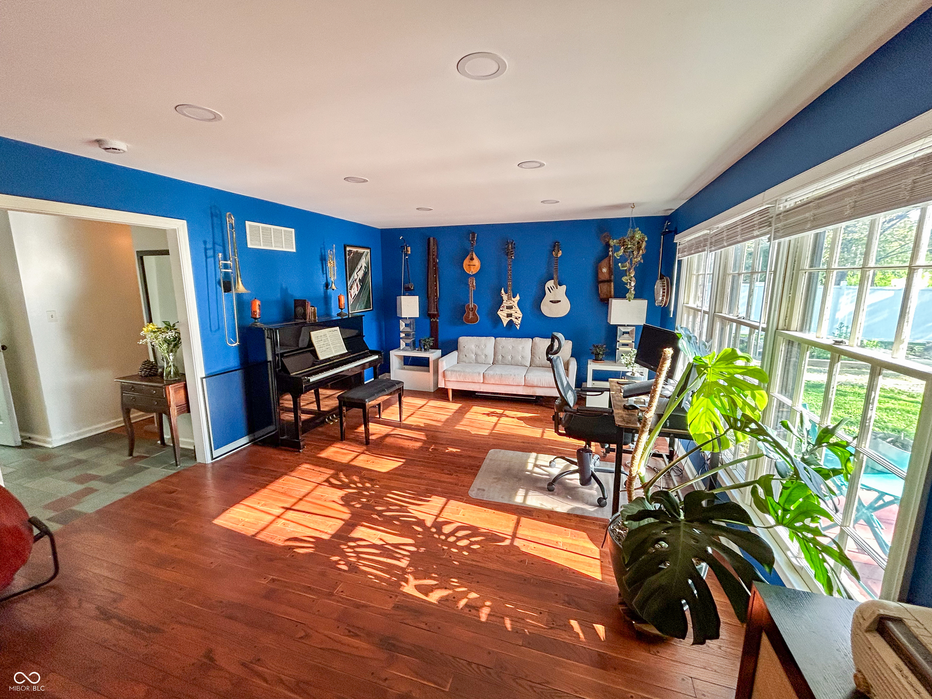 4305 Lincoln Road Indianapolis, IN 46228 - Photo 14 of 30 Gallery Image 14
