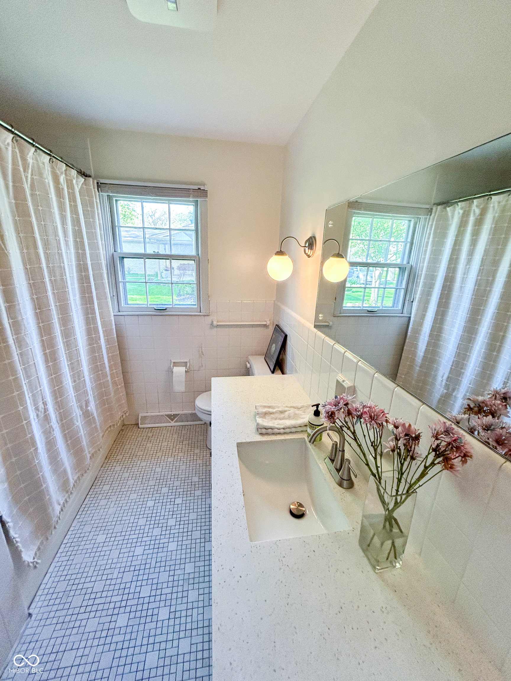 4305 Lincoln Road Indianapolis, IN 46228 - Photo 18 of 30 Gallery Image 18