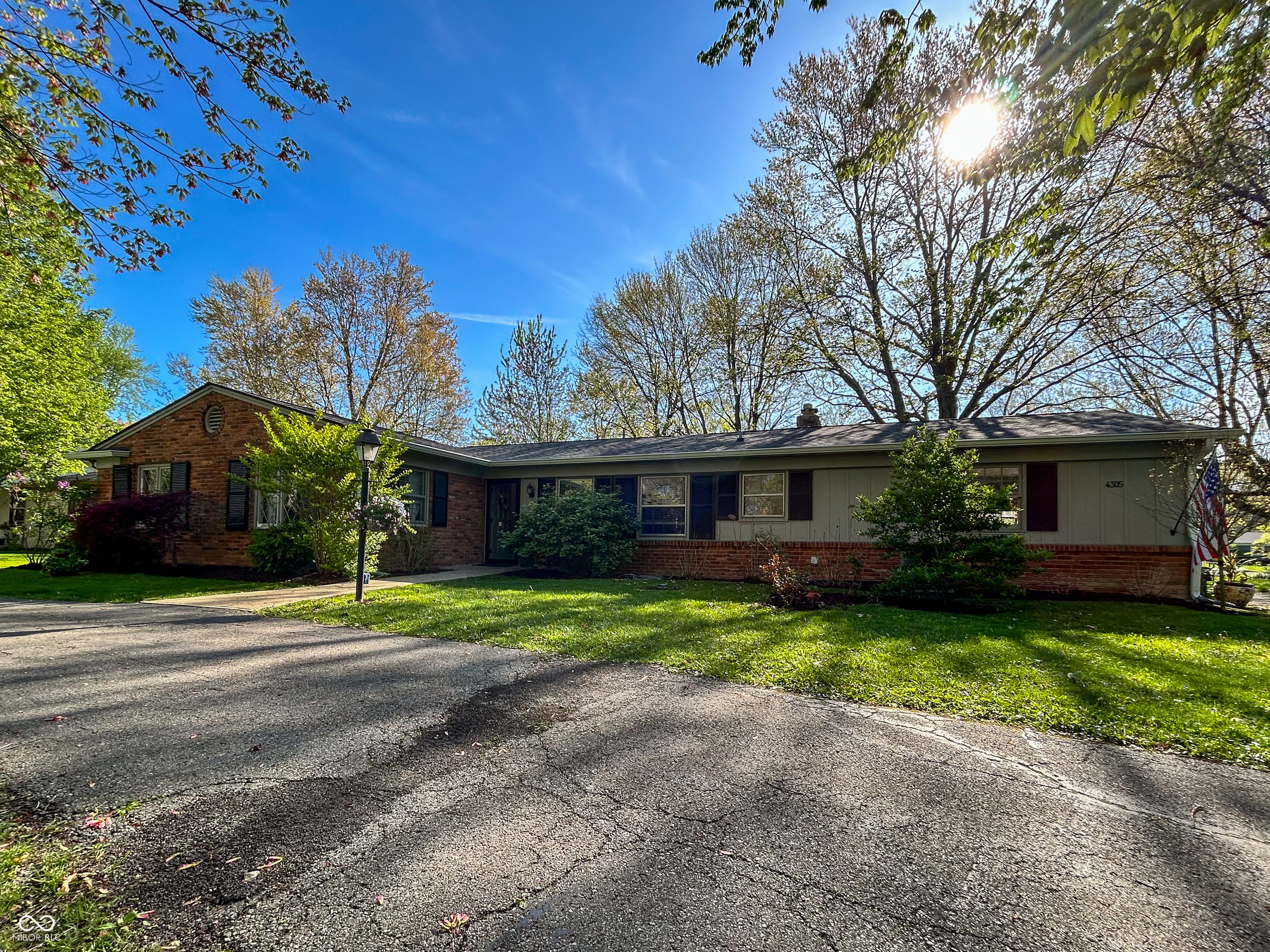 4305 Lincoln Road Indianapolis, IN 46228 - Photo 4 of 30 Gallery Image 4