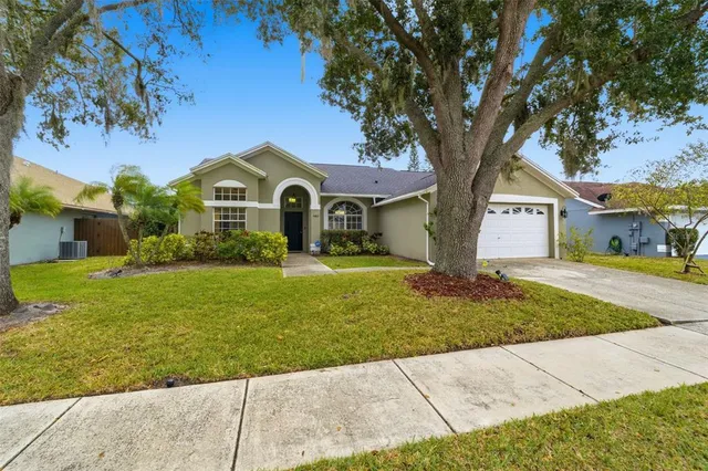 $2,100 | 11417 Palm Pasture Drive, Tampa, FL 33635