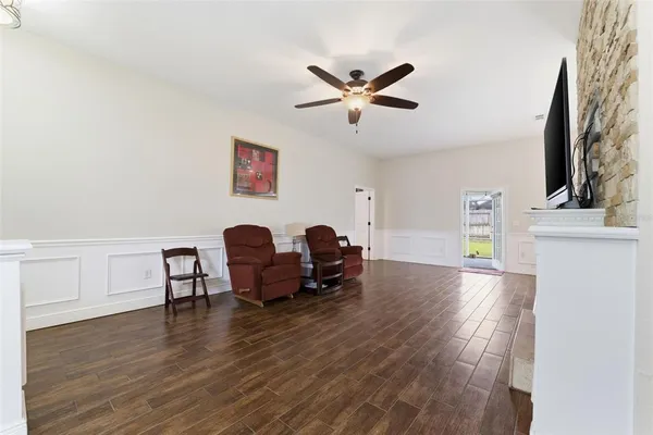 $2,100 | 11417 Palm Pasture Drive, Tampa, FL 33635