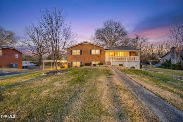 $350,000 | 2513 Larkspur Drive, Johnson City, TN 37604