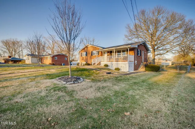 $350,000 | 2513 Larkspur Drive, Johnson City, TN 37604