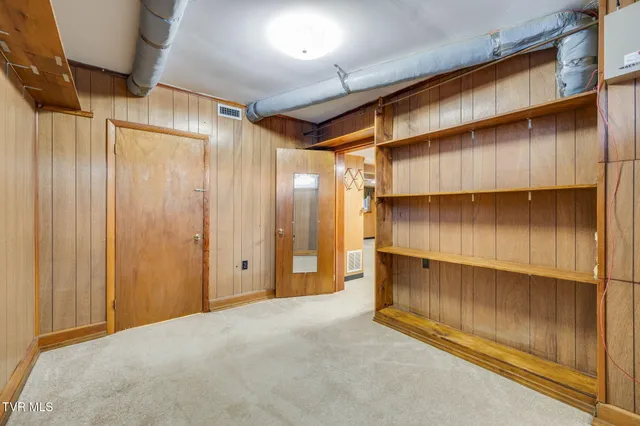 $350,000 | 2513 Larkspur Drive, Johnson City, TN 37604