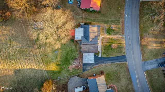 $350,000 | 2513 Larkspur Drive, Johnson City, TN 37604