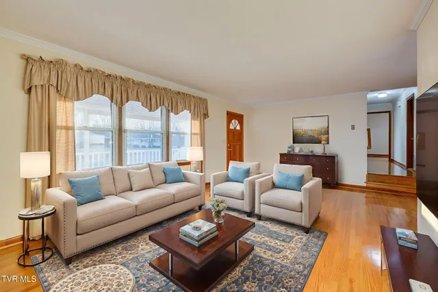 $350,000 | 2513 Larkspur Drive, Johnson City, TN 37604