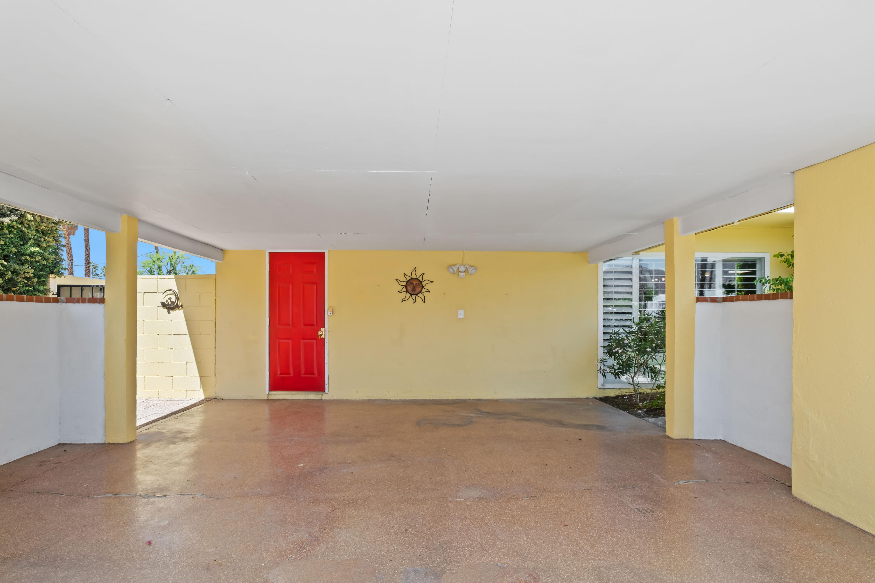74460 Fairway Drive Palm Desert, CA 92260 - Photo 35 of 36 a view of an empty room