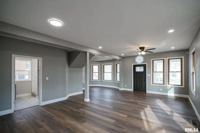 $169,900 | 1304 Royal Avenue, Pekin, IL 61554