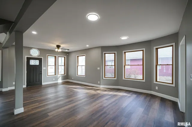 $169,900 | 1304 Royal Avenue, Pekin, IL 61554