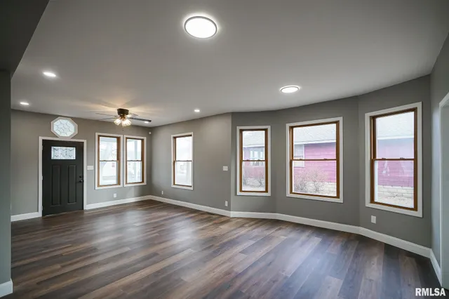 $169,900 | 1304 Royal Avenue, Pekin, IL 61554