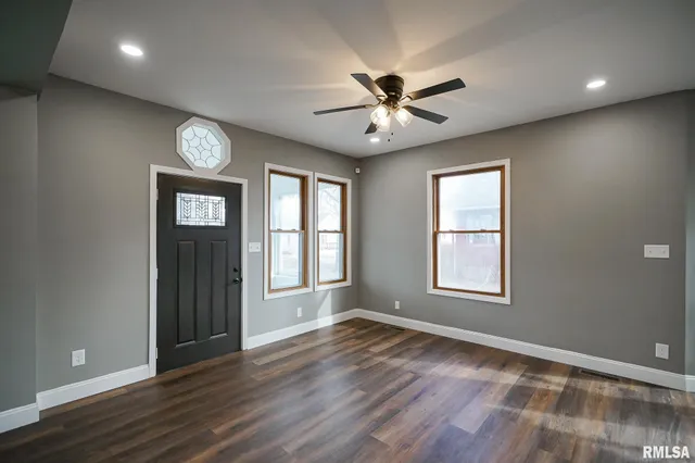 $169,900 | 1304 Royal Avenue, Pekin, IL 61554