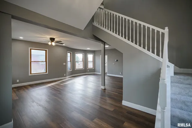 $169,900 | 1304 Royal Avenue, Pekin, IL 61554