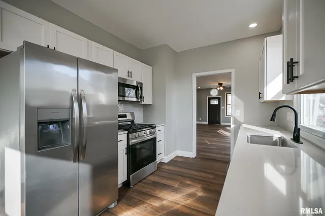 $169,900 | 1304 Royal Avenue, Pekin, IL 61554