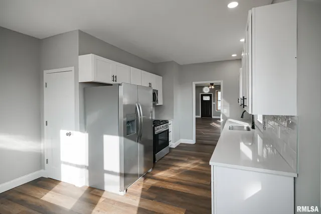 $169,900 | 1304 Royal Avenue, Pekin, IL 61554