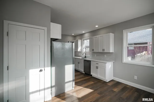 $169,900 | 1304 Royal Avenue, Pekin, IL 61554