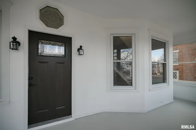 $169,900 | 1304 Royal Avenue, Pekin, IL 61554