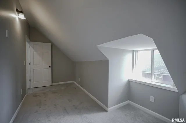 $169,900 | 1304 Royal Avenue, Pekin, IL 61554