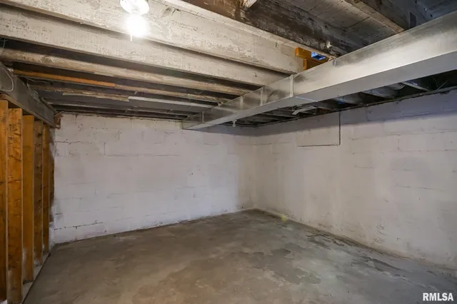 $169,900 | 1304 Royal Avenue, Pekin, IL 61554