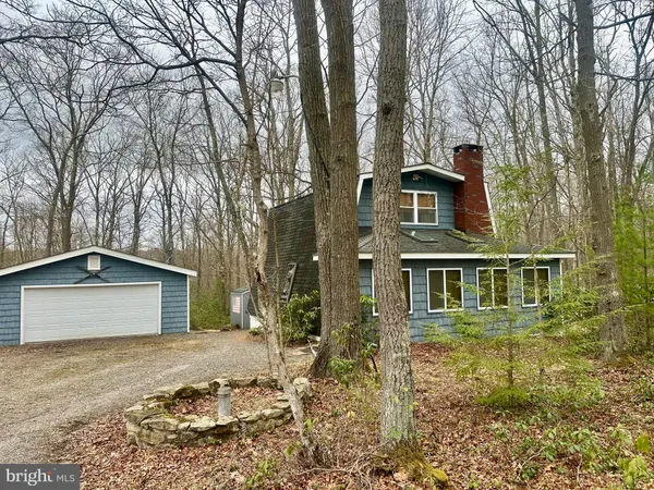 $359,000 | 552 Black Oak Lane, Oakland, MD 21550
