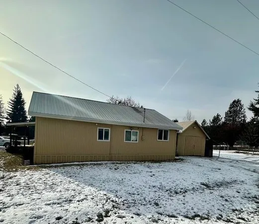 $180,000 | 102 8th Avenue, Ione, WA 99139