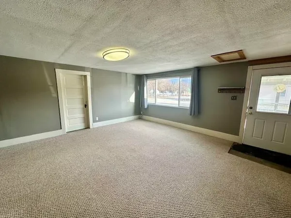 $180,000 | 102 8th Avenue, Ione, WA 99139