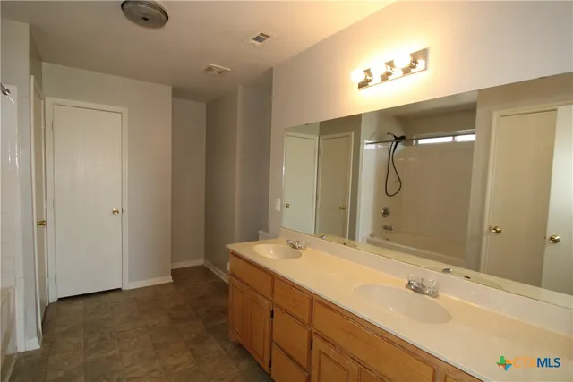 $222,000 | 3206 Doffy Drive, Killeen, TX 76549