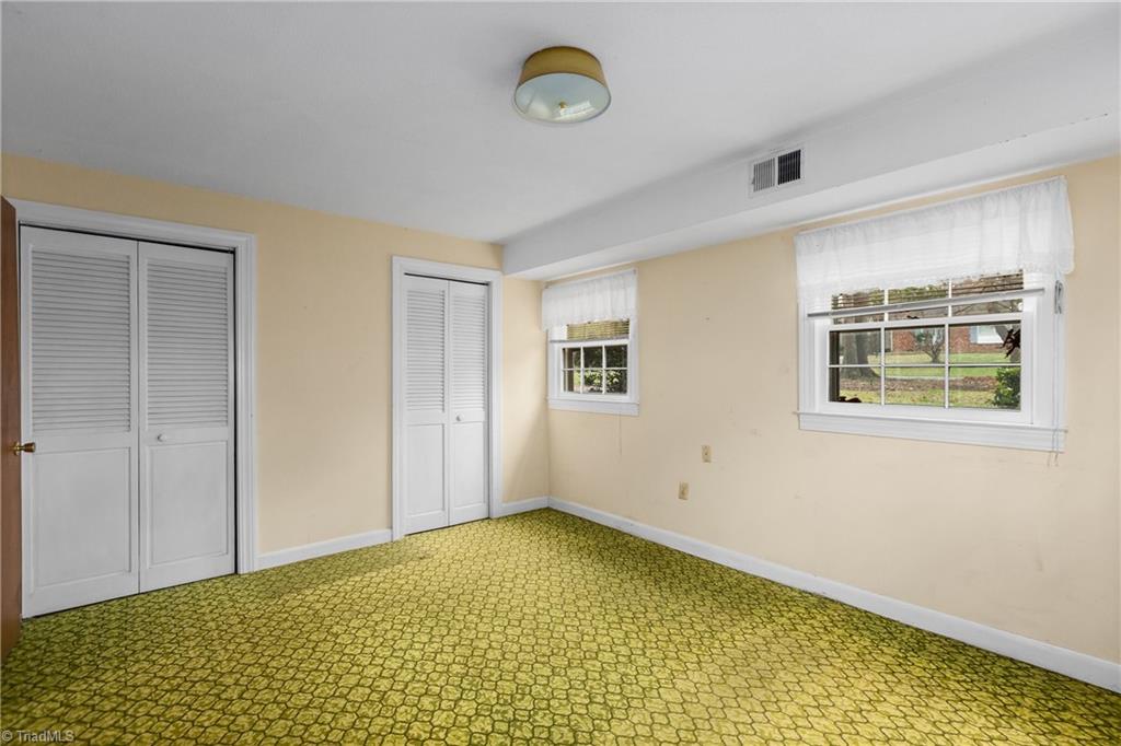 1603 7 Oaks Place High Point, NC 27265 - Photo 24 of 36