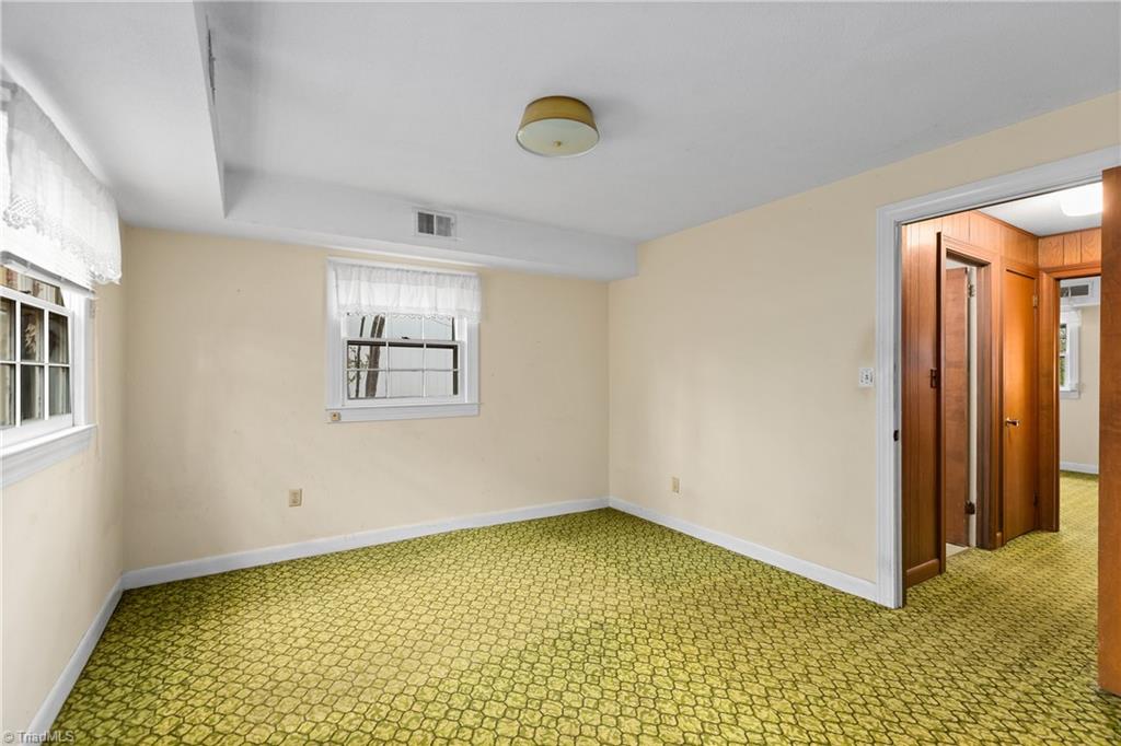 1603 7 Oaks Place High Point, NC 27265 - Photo 25 of 36